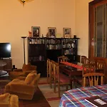 Hostal Residencia En El Cerro