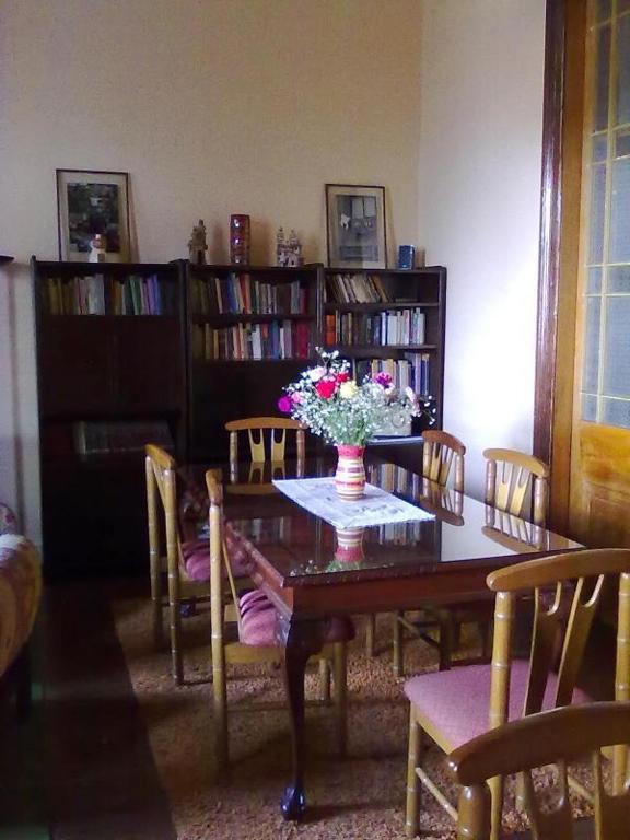Hostel Residencia En El Cerro Valparaiso